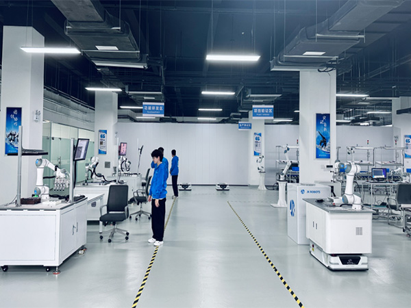 中奕科技攜手岳信，IP56X 砂塵試驗(yàn)箱開(kāi)啟產(chǎn)品防塵新征程